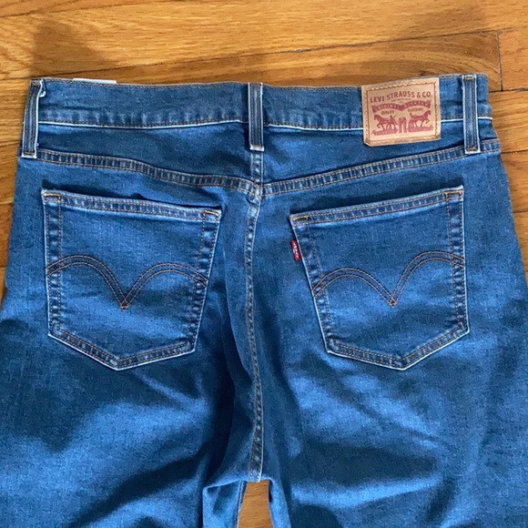 Levi Wedgie Skinny Size 31 - Picture 5 of 6